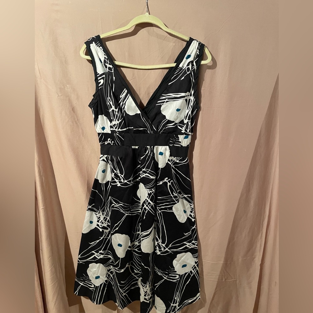 Marc by Marc Jacobs dress. Size 4 - Picture 2 of 5